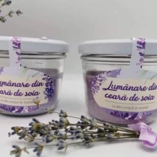 Lumânare din ceară de soia si ulei de lavandă