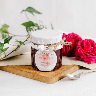 Dulceață din petale de trandafiri